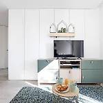 Stylish Flat W/ Gym & Parking By Lovelystay * Porto