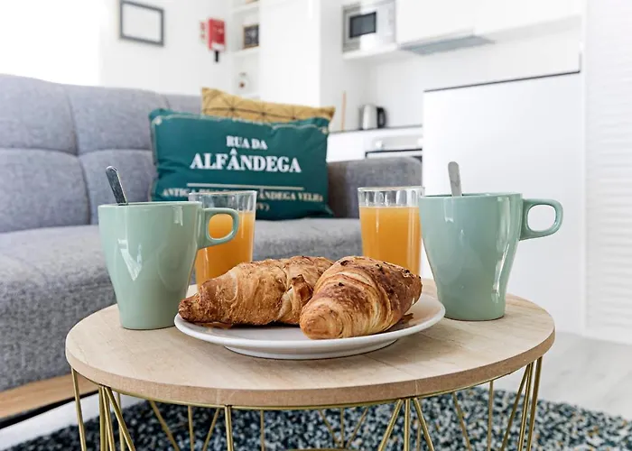 Διαμέρισμα Stylish Flat W/ Gym & Parking By Lovelystay *