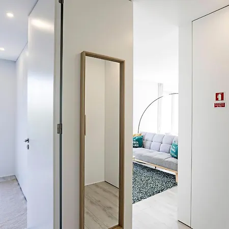 Stylish Flat W/ Gym & Parking By Lovelystay Porto